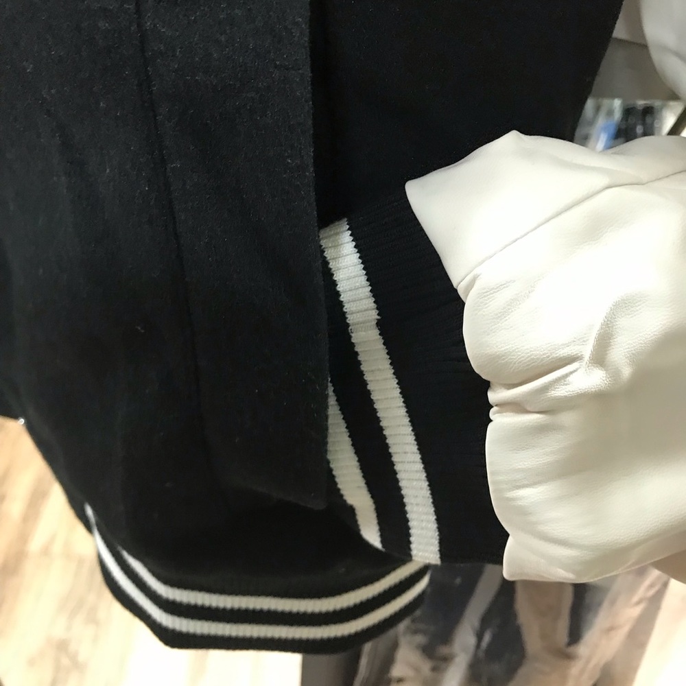 Rosalie boutique Women’s clothing in accessories